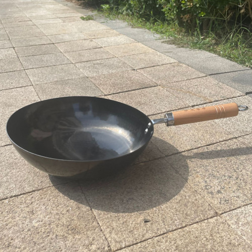章丘手工黑鍋鐵鍋家用輕便炒鍋不沾鍋老式手打無塗層圓底炒菜鍋