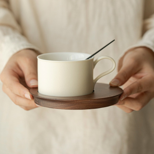初璞高顔值咖啡杯陶瓷家用小巧精緻水杯禮物男女輕奢高檔杯子帶碟