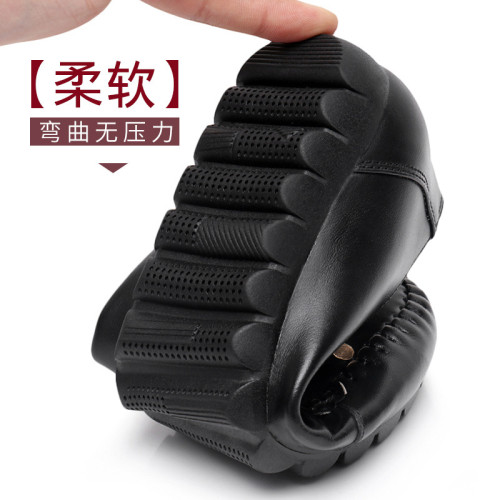 媽媽單鞋軟皮軟底牛皮平底特大碼中老年老人媽媽鞋