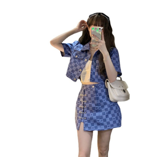 小香風套裝女夏裝2025新款甜辣設計感愛心格子短款短袖外套兩件套