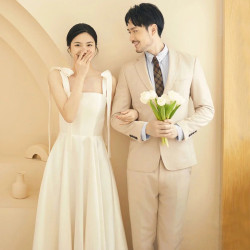 法式輕婚紗新娘簡約2025年新款緞面吊帶出門紗森系領証訂婚禮服裙