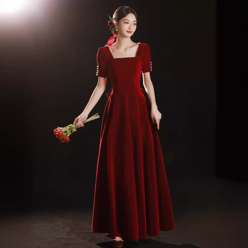 敬酒服新娘2025新款結婚禮服小個子訂婚連衣裙紅色絲絨氣質高級感