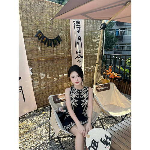 Gourcuff女裝裙子25夏季新款法式黑色復古刺綉無袖連衣裙短裙