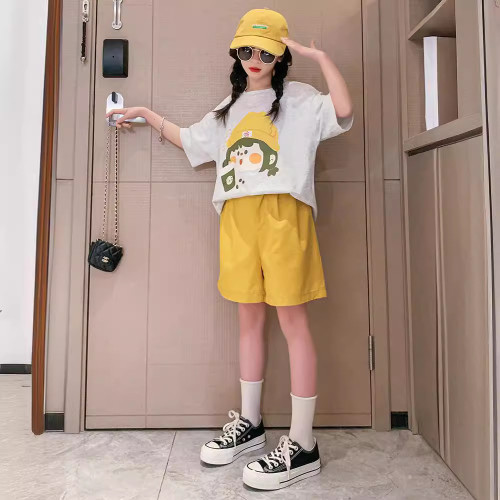 2025夏季新款女童套裝夏裝中大童休閒洋氣卡通印花短袖短褲兩件套