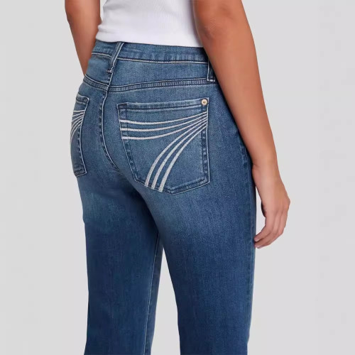 修身彈力中腰微喇叭牛仔褲大碼女裝 Stretchy Mid Rise Fla