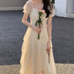 法式方領甜美溫柔仙女風連衣裙女夏季新款女裝收腰顯瘦中長款裙子