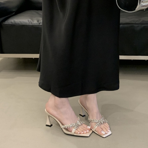 楊樹林夏季方頭水鑽一字帶涼鞋女粗跟露趾性感交叉帶法式綢緞高跟