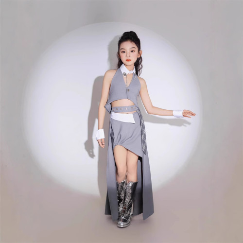 女童灰色西裝掛脖套裙女王酷帥風顯白T台秀服模特賽服PK小衆創意9