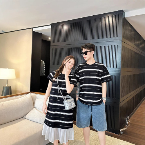 時尚親子裝夏季2025新款一家三口條紋嬰兒母女韓系度假休閒家庭裝