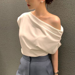 晚風-0511小衆不規則斜肩針織上衣女2025夏設計感時尚寬松露