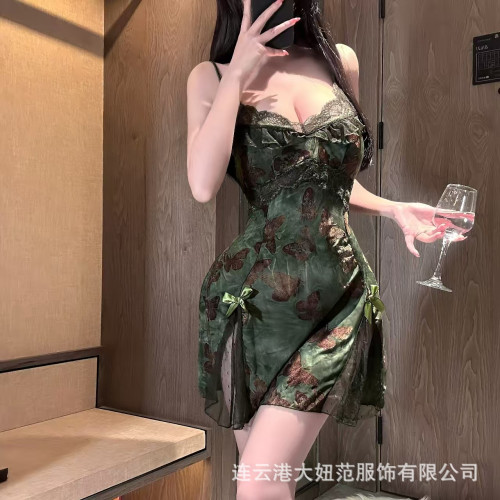 美杜莎性感內衣新款胸墊紫色蝴蝶印花露背大碼睡裙外袍家居服套裝