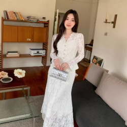 2025新款春季輕奢法式修身蕾絲拼接V領襯衫長裙套裝女
