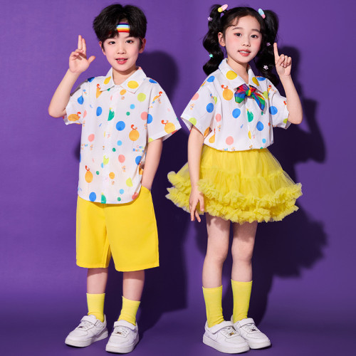 六一兒童啦啦隊演出服小學生班服套裝幼兒園港風襯衫彩色氣球服裝