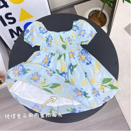 法式母女裝連衣裙夏季新款一家三口親子裝度假風花襯衫碎花裙