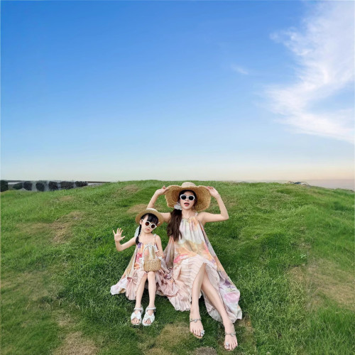 三亞沙灘裙親子裝夏裝一家四口母女母子三口嬰兒海邊度假短袖T恤