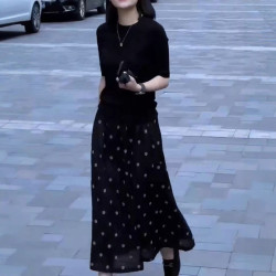 25336大愛美依緣2025夏季新法式簡約圓領短袖T恤高腰波點半身裙女