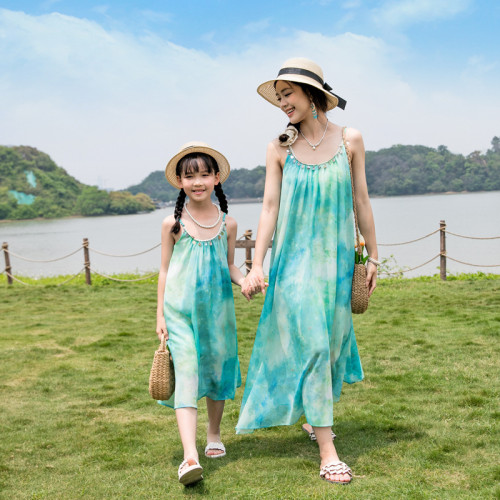 大海傳說親子裝沙灘海邊旅遊度假一家四口套裝波西米亞母女連衣裙