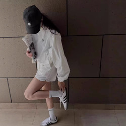 輕薄透氣休閒運動防曬套裝女2025夏季新款時尚百搭短款外套兩件套