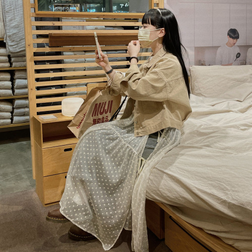 立體花朵    設計感  側邊系帶   吊帶裙  +卡其色外套女裝秋季