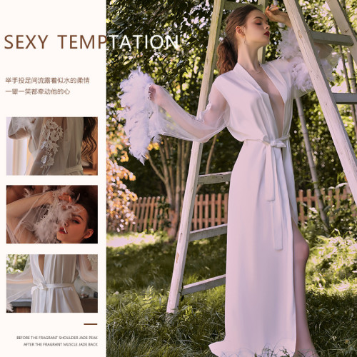 DZ瑰若緞面網紗拼接性感開襟系帶羽毛袖口長款家居女睡袍套裝1000