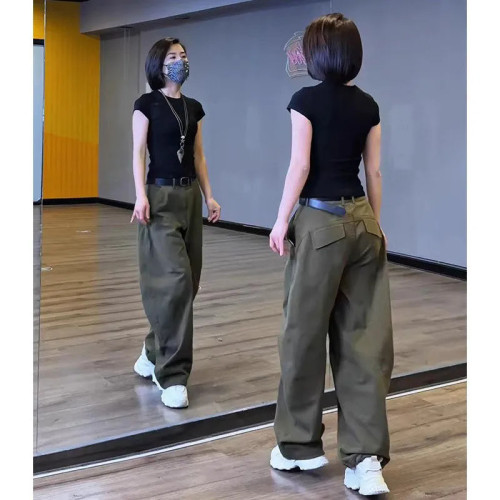 時尚美式辣妹修身顯瘦黑色短袖上衣女搭配寬松顯瘦高腰工裝休閒褲