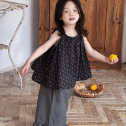 女童2025夏款套裝中小童韓版碎花無袖娃娃衫灰色棉布直筒褲兩件套