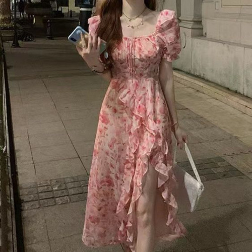 碎花方領開叉氛圍感連衣裙女春季2025新款收腰顯瘦短袖氣質長裙子