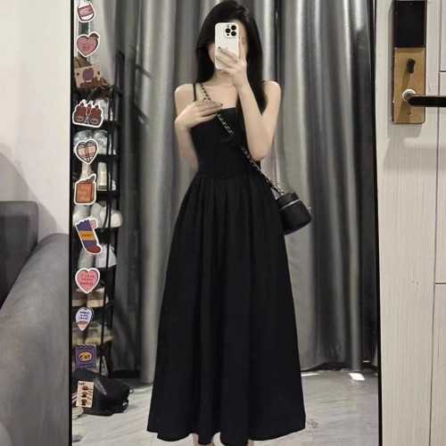 白色吊帶連衣裙子女夏季2025新款小個子收腰顯瘦茶歇法式初戀長裙