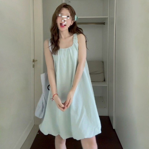小個子氣質領吊帶連衣裙女夏季新款法式時尚花苞裙甜辣妹短裙子