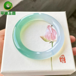 翡翠玉手鐲女款緬甸天然高冰種飄綠翡翠手鐲半山半水白底青鐲