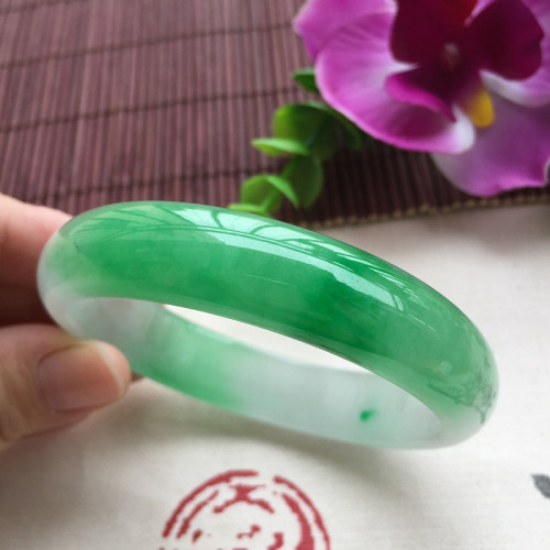 緬甸玉鐲女天然正品冰種翡翠手鐲陽綠飄花貴妃鐲子超寬玉手鐲少女