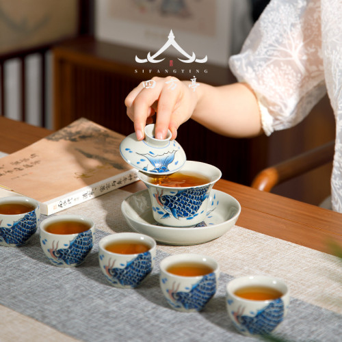 四方亭 景德鎮三才蓋碗茶杯茶碗茶具陶瓷套裝鯉魚不燙手單個泡茶