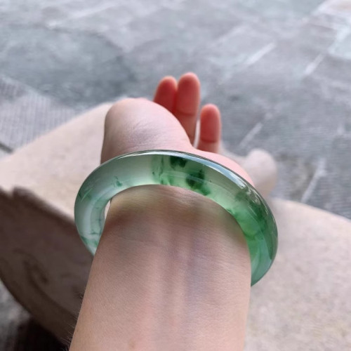 緬甸天然高冰種陽綠翡翠手鐲圓條少女款飄花冰透玉鐲子女吊墜正品