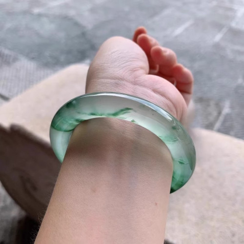 緬甸天然高冰種陽綠翡翠手鐲圓條少女款飄花冰透玉鐲子女吊墜正品
