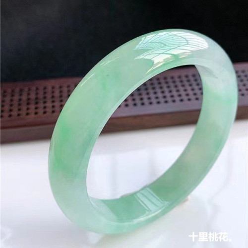 緬甸翡翠手鐲飄綠玉鐲冰糯種飄花飄陽綠玉手鐲女貴妃鐲送禮