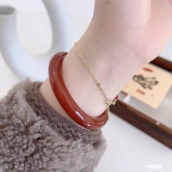 【新品優選】天然紅瑪瑙手鐲女本命年紅色鐲子圓條玉鐲生日禮物