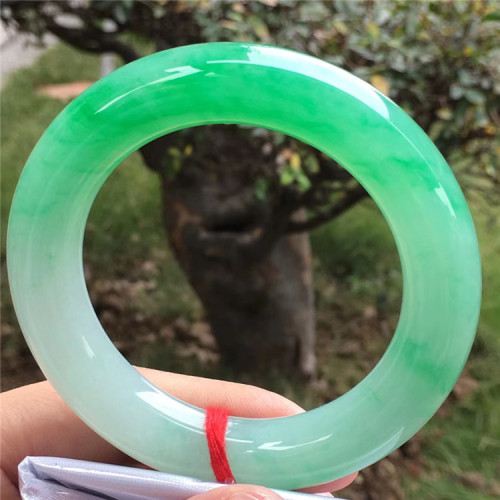 緬甸老坑冰種陽綠翡翠手鐲帝王綠寬版玉鐲飄花圓條玉鐲子女款送禮