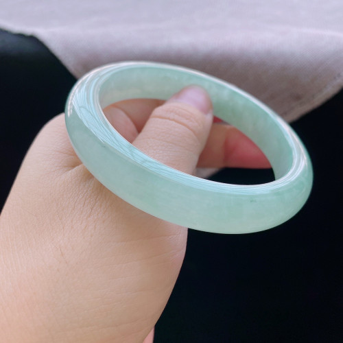緬甸天然翡翠手鐲女款A貨冰糯種晴水底滿色葡萄肉寬邊翡翠玉手鐲