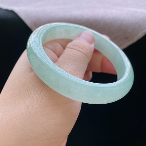 緬甸天然翡翠手鐲女款A貨冰糯種晴水底滿色葡萄肉寬邊翡翠玉手鐲