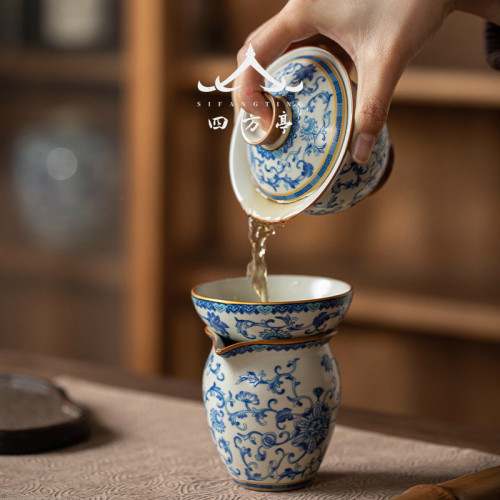 汝窰蓋碗青花瓷三才茶碗中式茶杯茶具單個高檔不燙手2024新款陶瓷