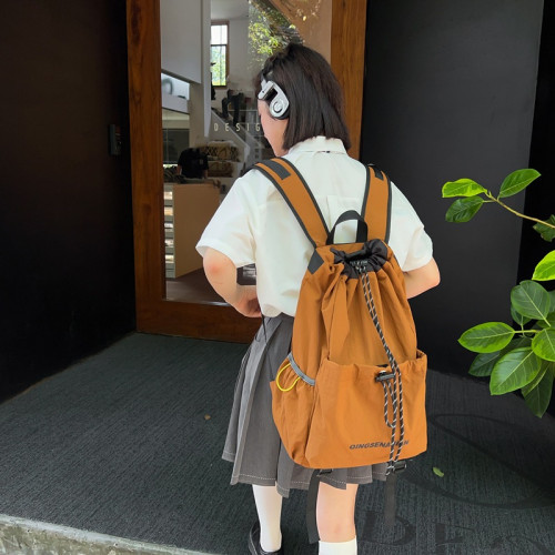 輕便戶外抽繩雙肩包騎行後背包學生羽毛球包大容量休閒運動旅行包袋